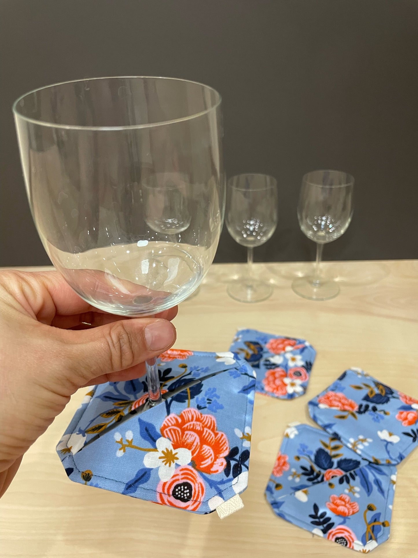 wine coasters (Les Fleur periwinkle floral)